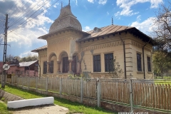 Pridvor din Dâmbovița
